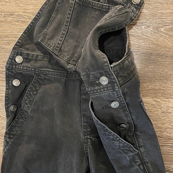 ASOS DESIGN denim overall in washed black SIZE 4 - Picture 7 of 15